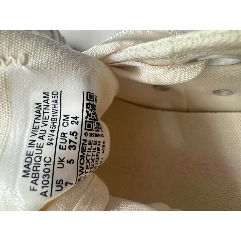 Converse Women’s Size 7 Cream Satin Big Eyelet Lace Tongue Ribbon Tie Sneakers - Picture 8 of 8